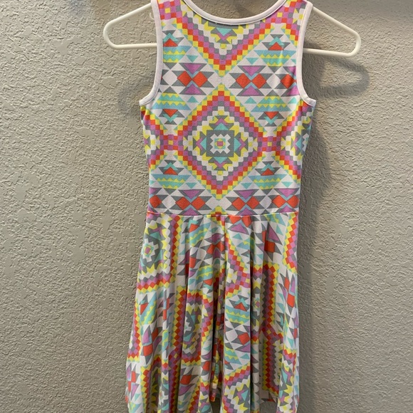 Geometric dress by Wonder Nation - Picture 2 of 3